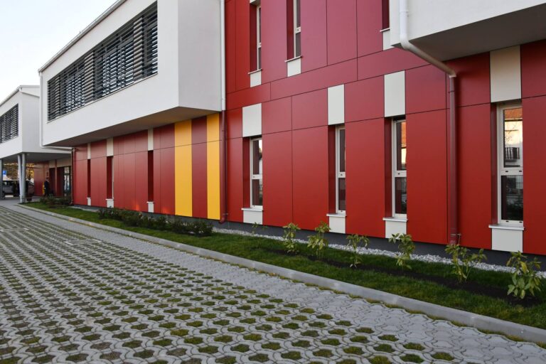 Oš Hrvatski Leskovac